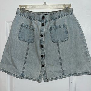 Urban Outfitters/BDG Light Wash Button Snap Denim Skirt NWT — L